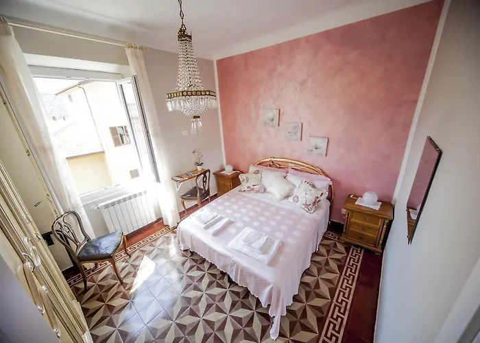 Profumo Di Casa لا سبيتسْيا